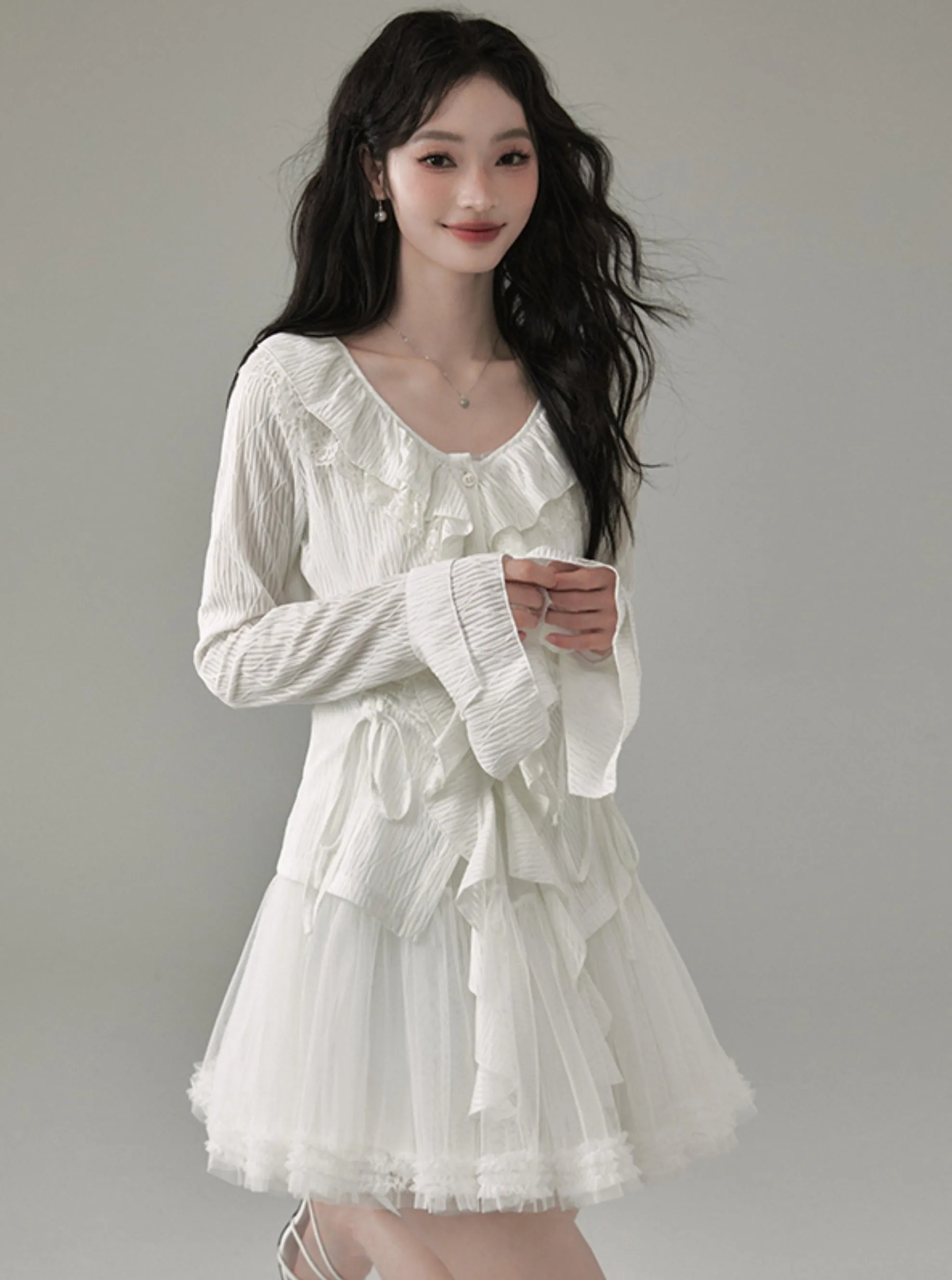 French Retro Ruffled V-Neck Chic Tops